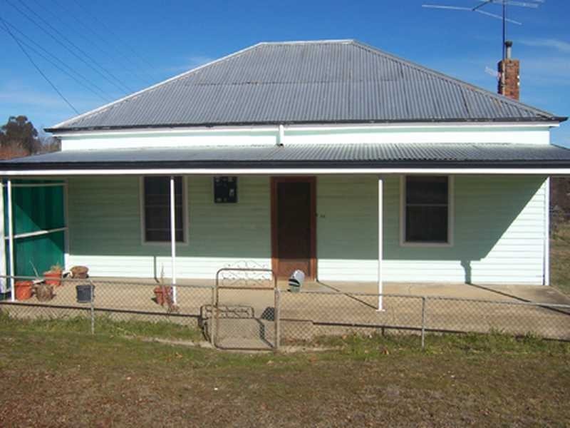 24 Regent Street, Tumbarumba NSW 2653