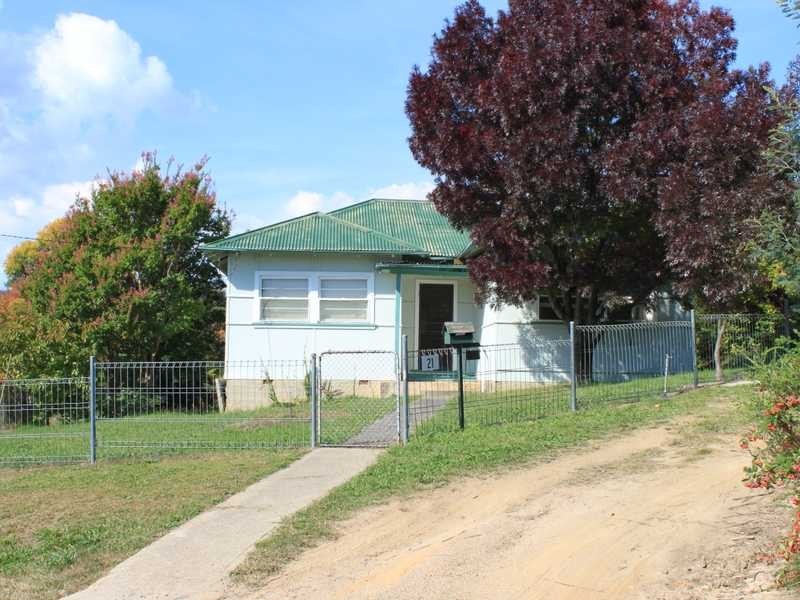 21 Power Street, Tumbarumba NSW 2653