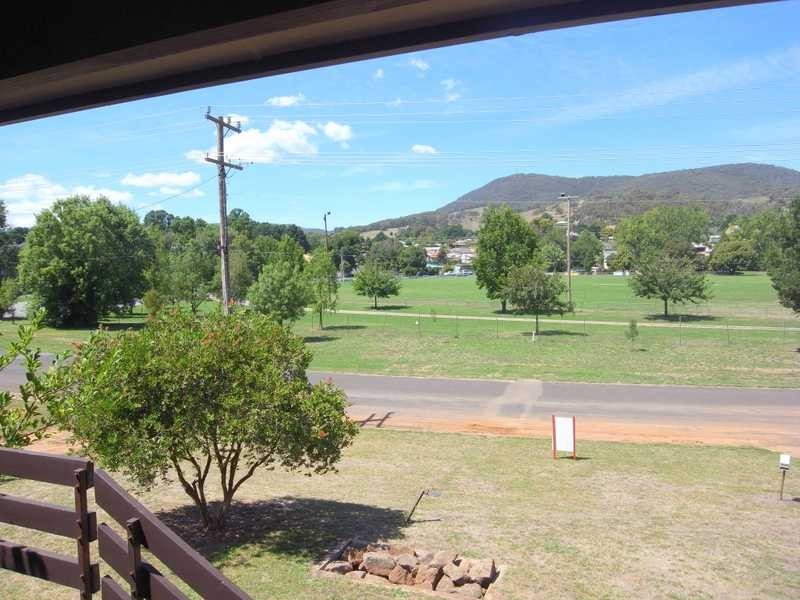 7 Mate Street, Tumbarumba NSW 2653