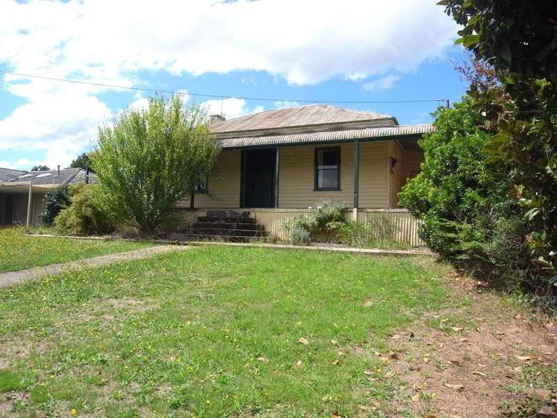 92 Winton Street, Tumbarumba NSW 2653