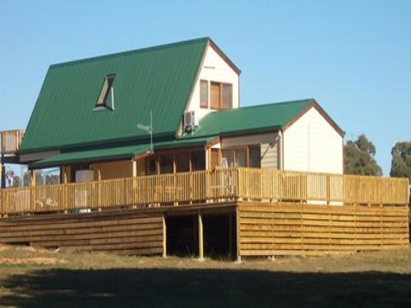 41 Booth Street, Tumbarumba NSW 2653