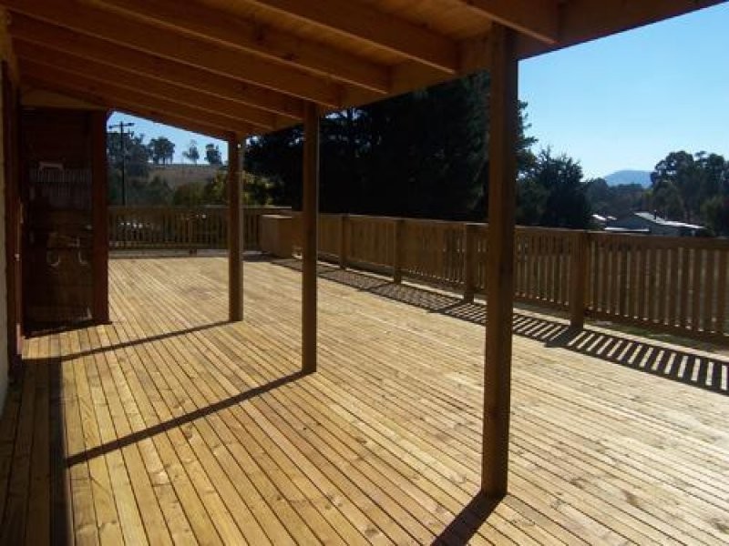 41 Booth Street, Tumbarumba NSW 2653