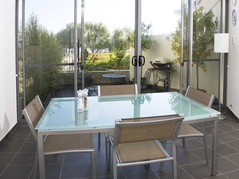 53/11 Eastlake Parade, Kingston ACT 2604