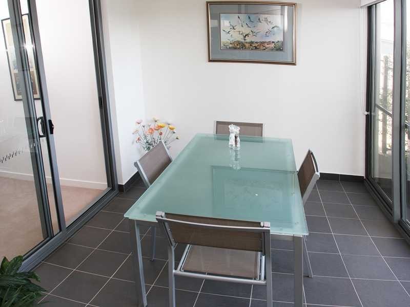 53/11 Eastlake Parade, Kingston ACT 2604