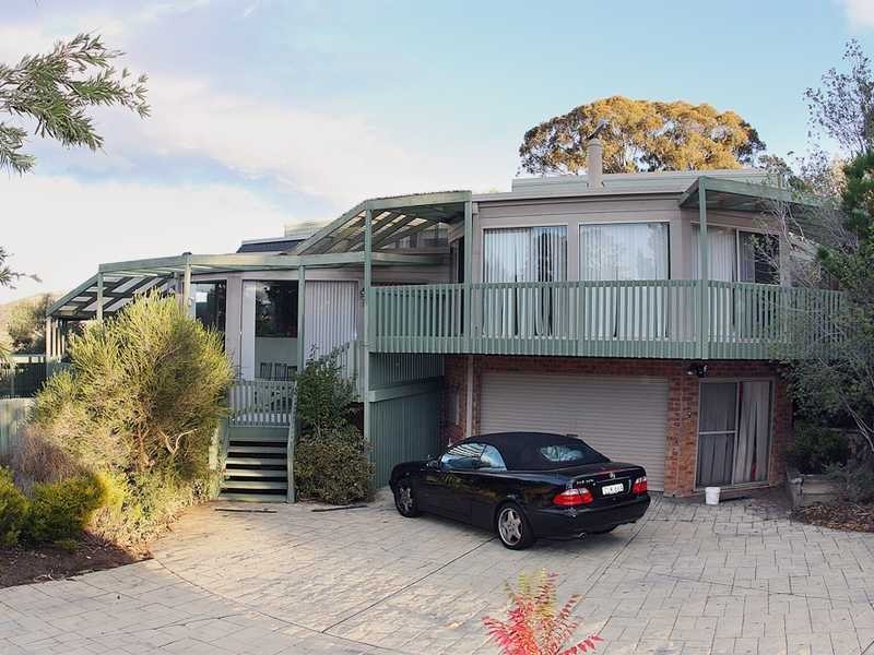 18 Bourchier Close, Calwell ACT 2905