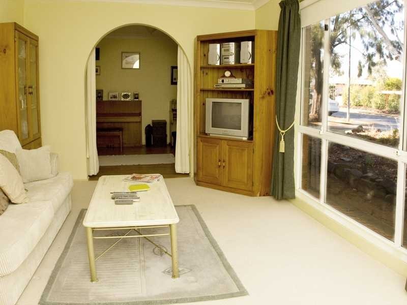 8 Mault Place, Monash ACT 2904