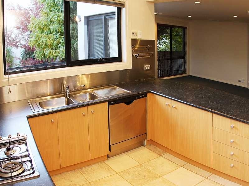 73A Jansz Crescent, Griffith ACT 2603