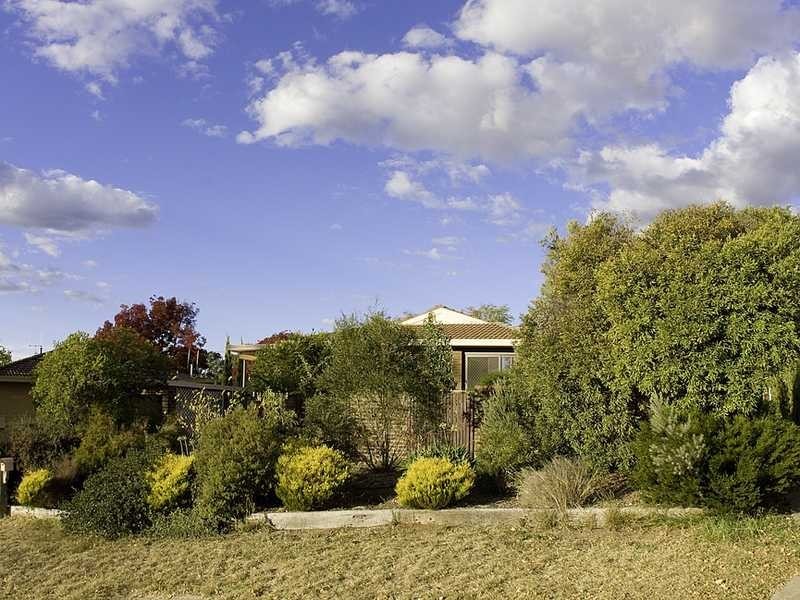3 Winton Place, Holder ACT 2611