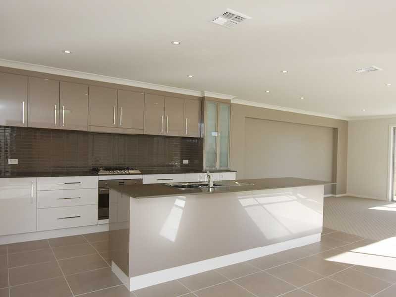 27 Neil Harris Crescent, Forde ACT 2914