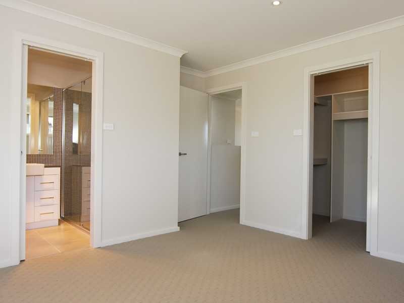 27 Neil Harris Crescent, Forde ACT 2914