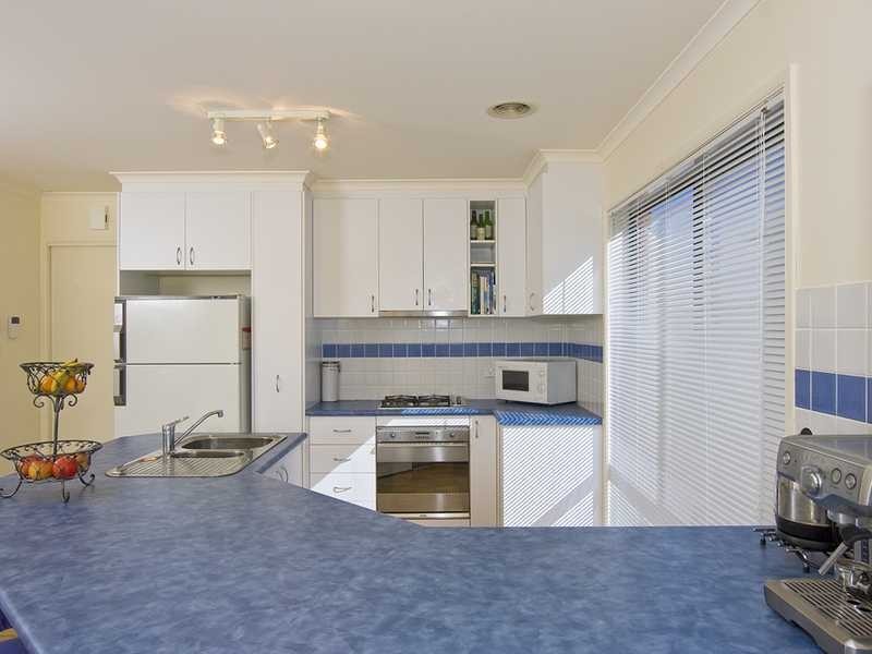 13 Tooroonga Crescent, Jerrabomberra NSW 2619