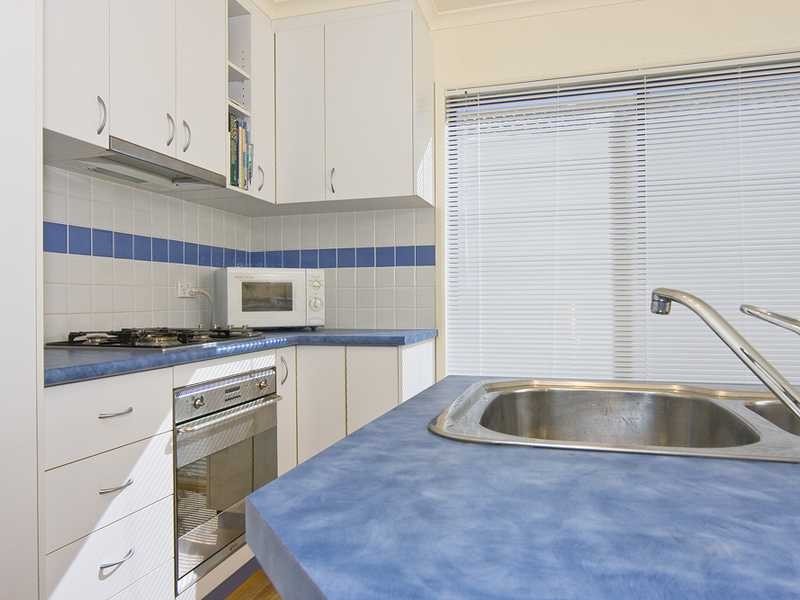 13 Tooroonga Crescent, Jerrabomberra NSW 2619