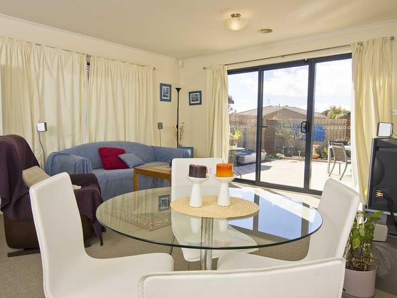 13 Tooroonga Crescent, Jerrabomberra NSW 2619