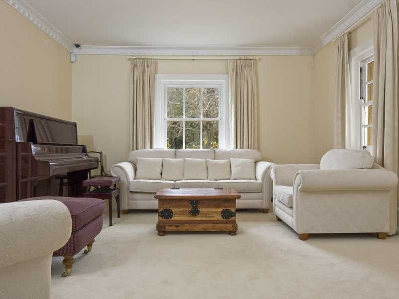 12 Belmore Gardens, Barton ACT 2600