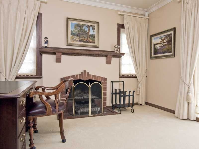 12 Belmore Gardens, Barton ACT 2600