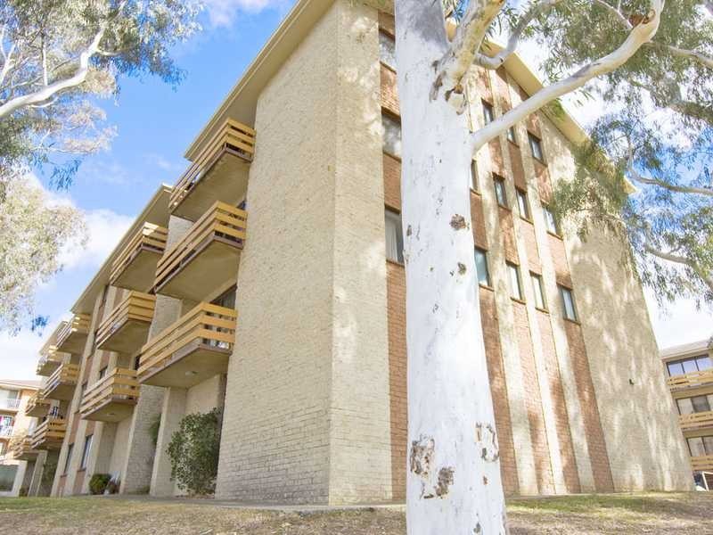 10/5 Crest Road, Queanbeyan NSW 2620