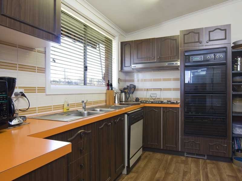 40 Tallara Parkway, Narrabundah ACT 2604