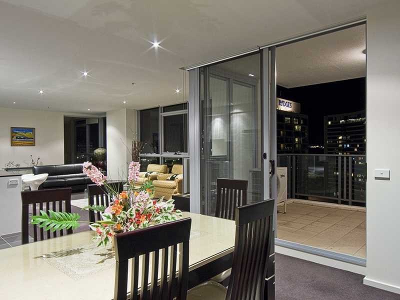80/2 THE METROPOLITAN Edinburgh Avenue, Canberra ACT 2600