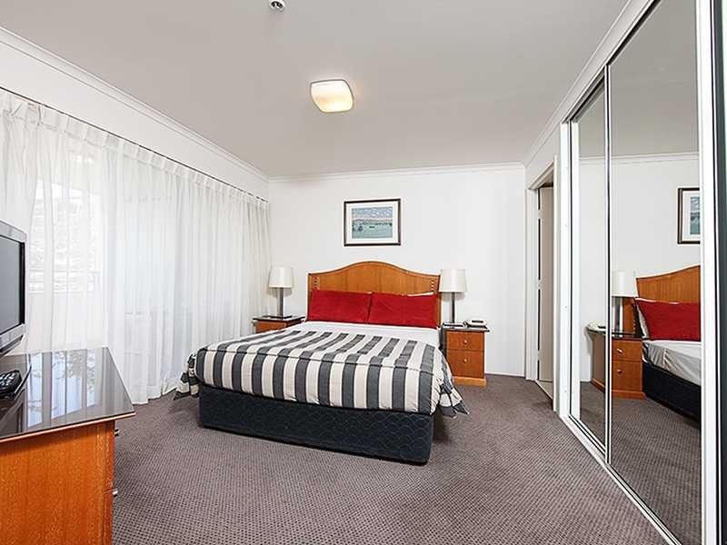 104 James Court 74 Northbourne Avenue, Braddon ACT 2612