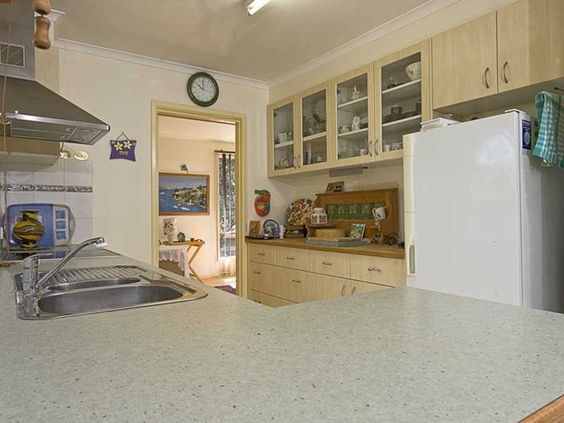 11 Frankland Street, Holder ACT 2611