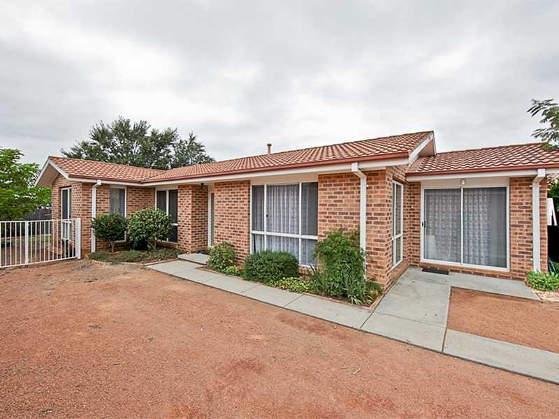 14 Bimbiang Crescent, Ngunnawal ACT 2913