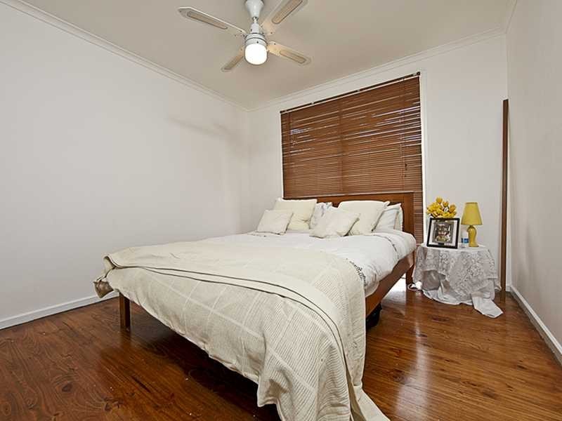 76 Armstrong Crescent, Holt ACT 2615