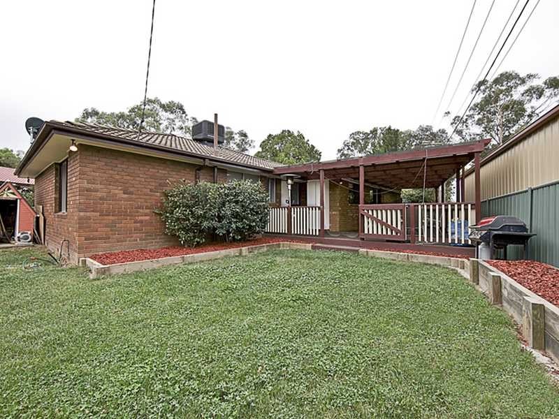 76 Armstrong Crescent, Holt ACT 2615
