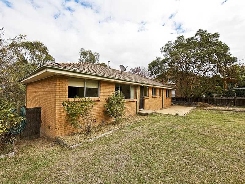 7 Henning Place, Kambah ACT 2902