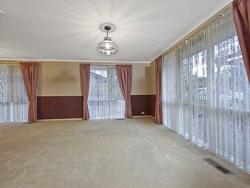 8 Keys Crescent, Wanniassa ACT 2903