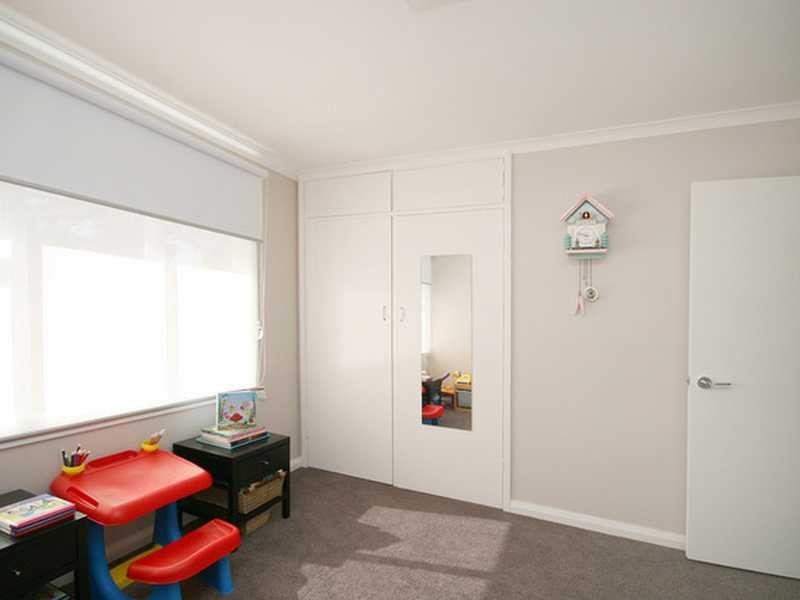 13 De Chair Street, Deakin ACT 2600