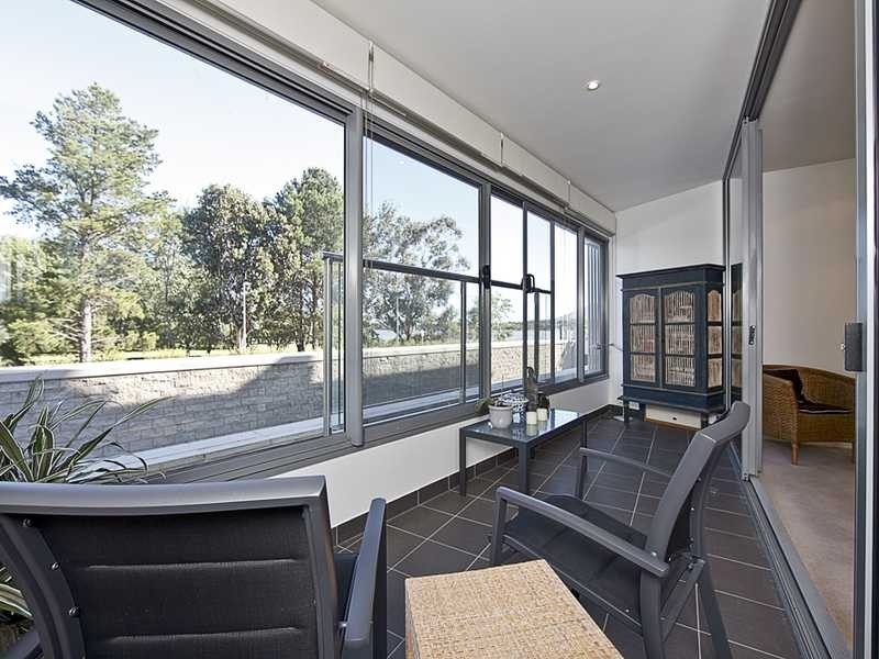 1/7 Eastlake Parade, Kingston ACT 2604