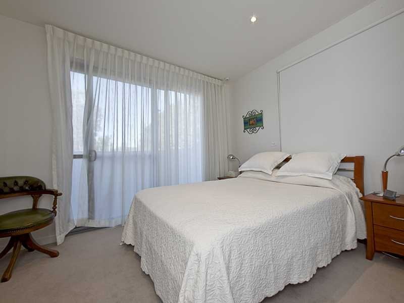 1/7 Eastlake Parade, Kingston ACT 2604