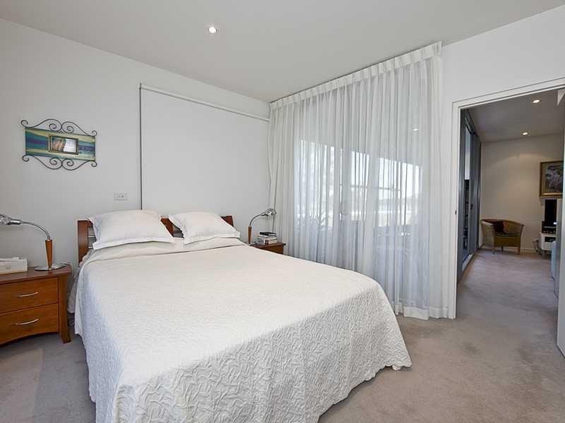 1/7 Eastlake Parade, Kingston ACT 2604