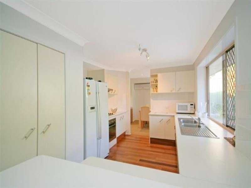 7 Dulwich Place, Robina QLD 4226