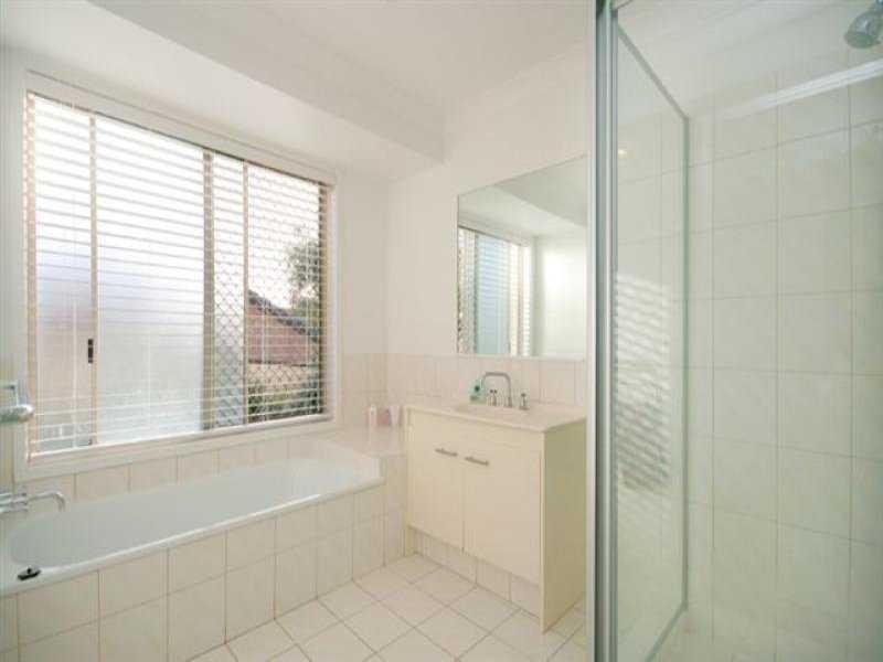 7 Dulwich Place, Robina QLD 4226