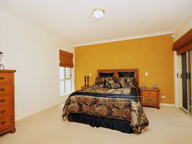 41 Notre Dame Court, Varsity Lakes QLD 4227