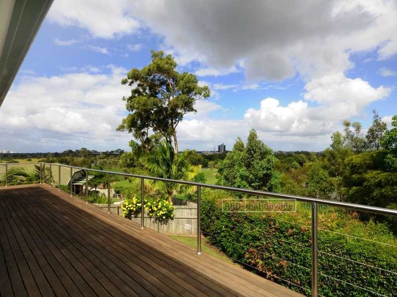 6 Stillwater Crescent, Robina QLD 4226