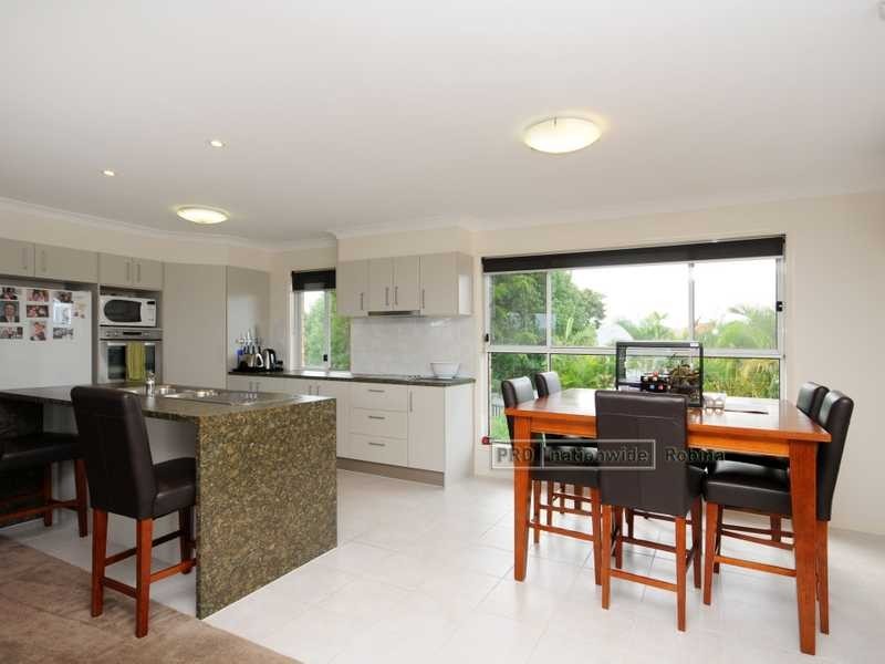 6 Stillwater Crescent, Robina QLD 4226