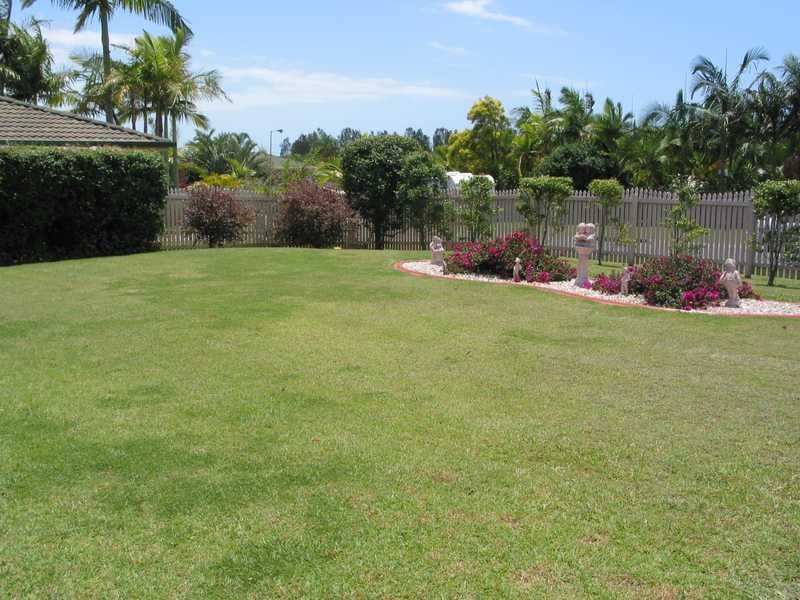 11 Torridon Close, Merrimac QLD 4226