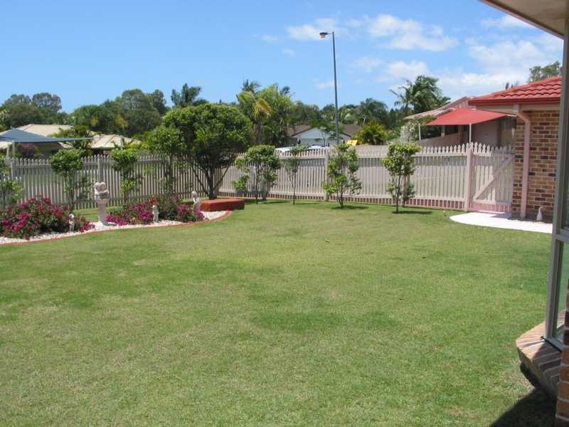 11 Torridon Close, Merrimac QLD 4226