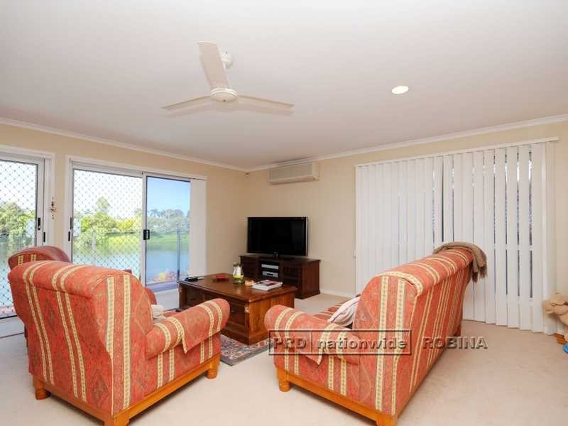 32 Emerton Crescent, Robina QLD 4226