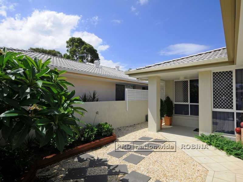 32 Emerton Crescent, Robina QLD 4226