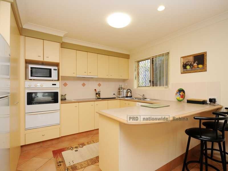11A Tuggerah Close, Robina QLD 4226