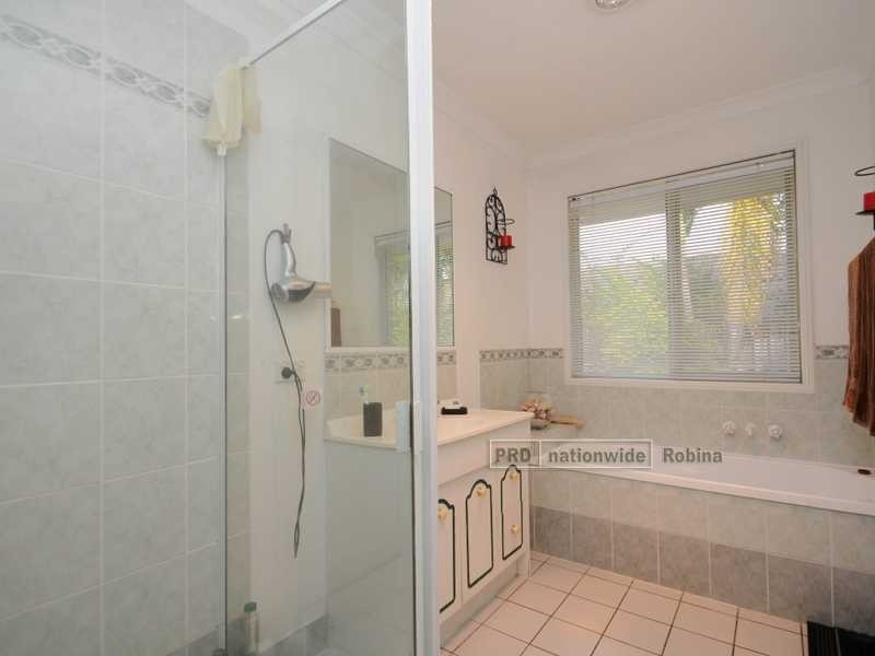 9 Sunnybrae Close, Merrimac QLD 4226