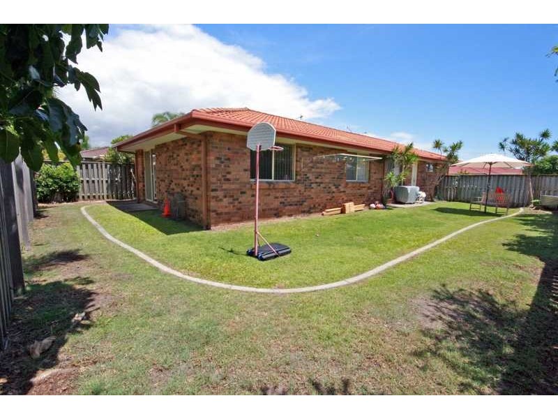 290 Christine Avenue, Varsity Lakes QLD 4227