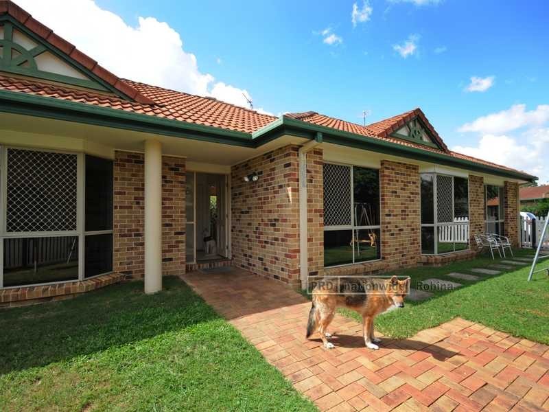 2 Rosanna Place, Robina QLD 4226