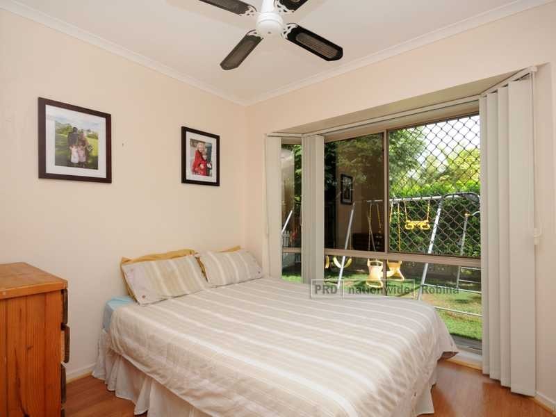 2 Rosanna Place, Robina QLD 4226