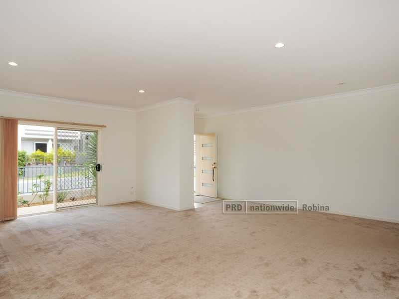 1/35 Meridien Avenue, Varsity Lakes QLD 4227