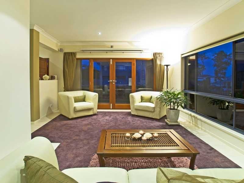 4 Majorca Crescent, Varsity Lakes QLD 4227