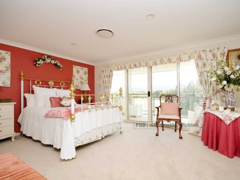 232 Easthill Drive, Robina QLD 4226